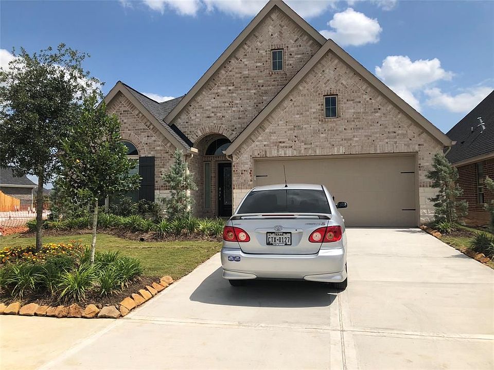 1st image of 29123 Brooks Valley Dr