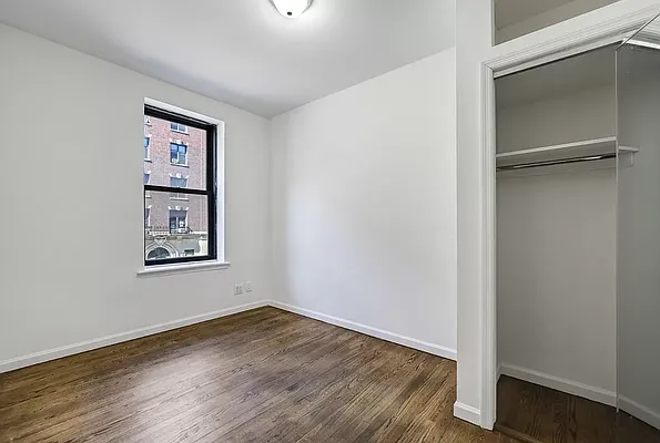 Rented by REAL New York | media 10