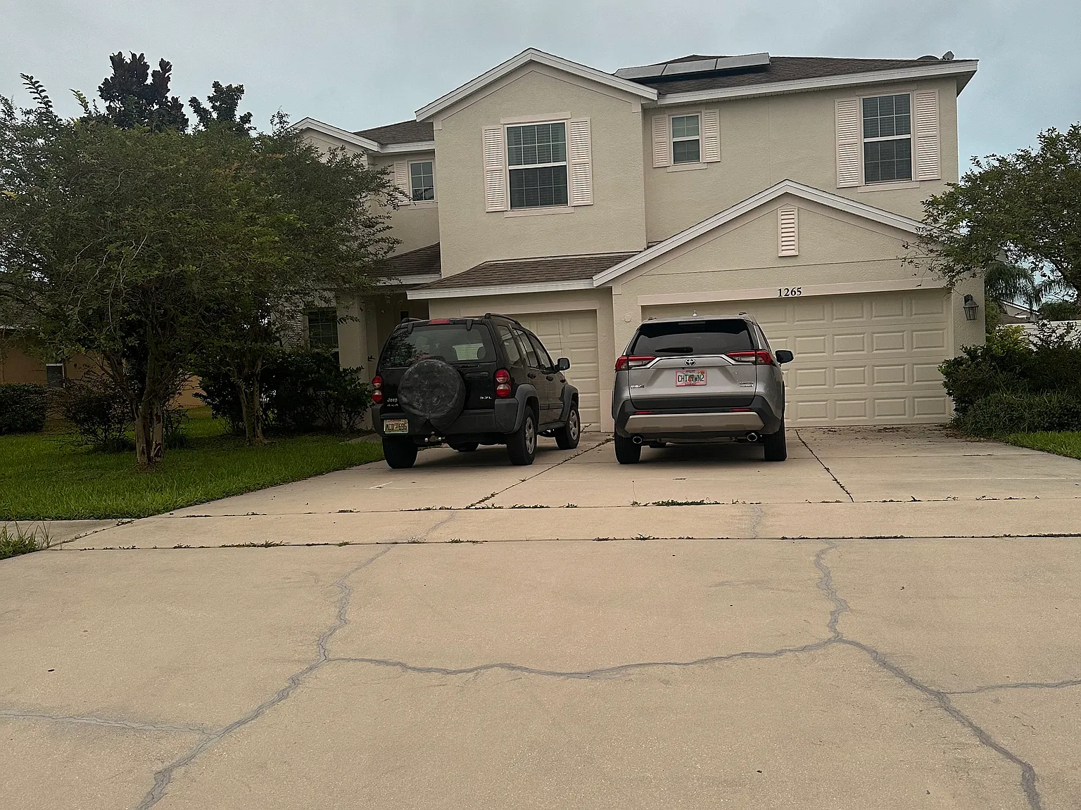 5 bed, 3900 sqft, $980 — Photo 2