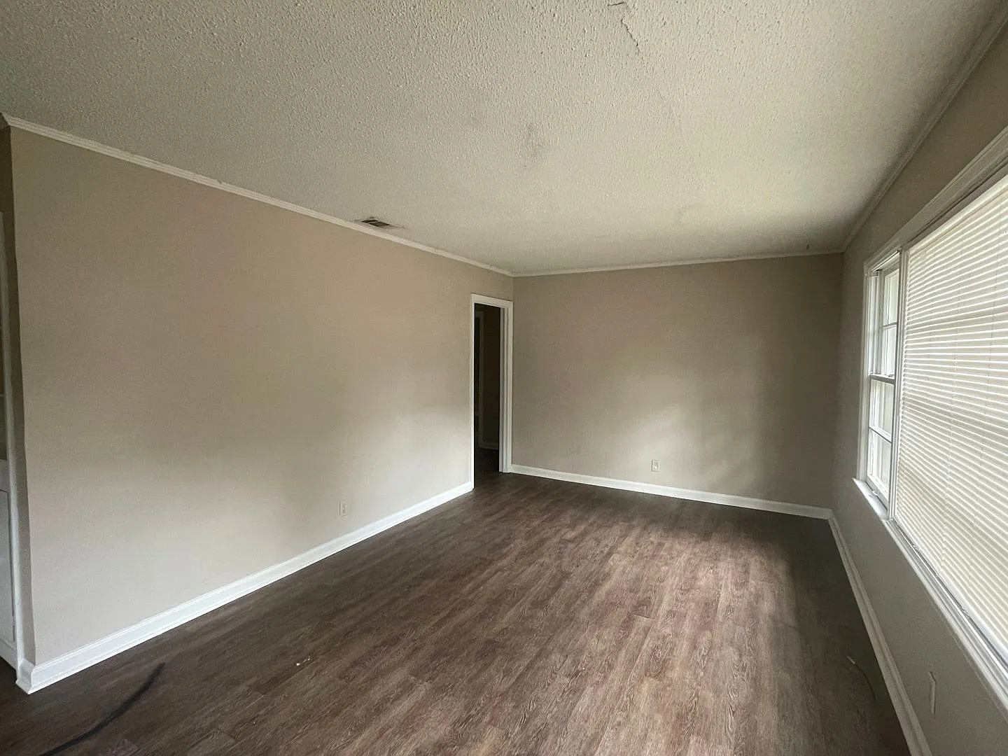 3 Bedroom/1 Bath Home — Photo 2