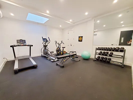 Rented by Rentall Group Inc | media 11