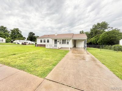3441 Saint Clovis Ln, Saint Ann, MO, 63074