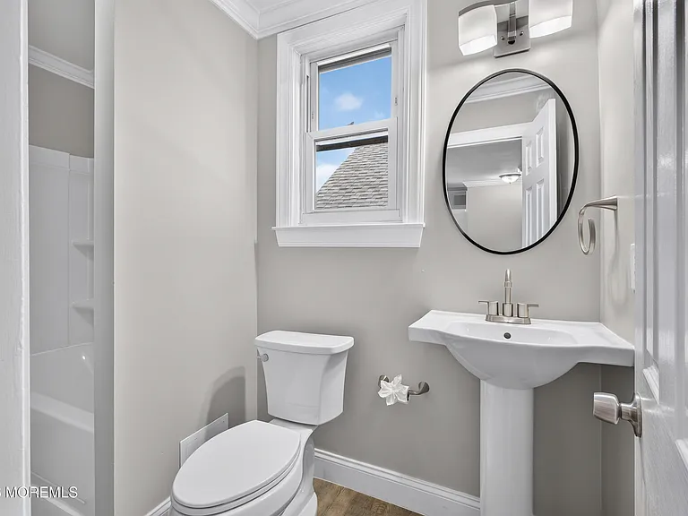 907 Bond St #2 — Photo 19