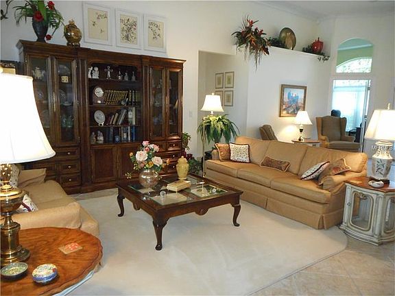 4th image of 9210 Brindlewood Dr