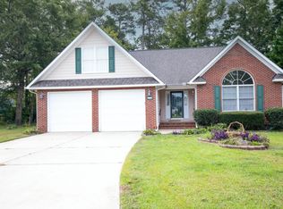 1521 Deanscroft Pl, Fayetteville, NC 28314