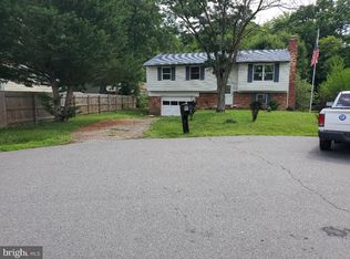 2 Sumner Ct, Fredericksburg, VA 22407