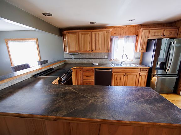 2nd image of 265 Brown City Rd