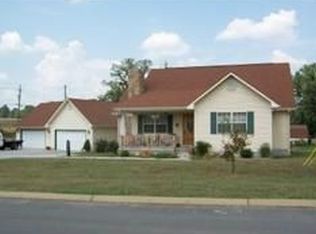 101 Hartland Dr, Madisonville, TN 37354