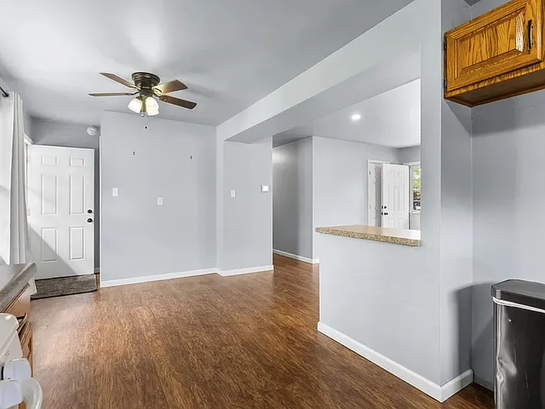 107 Crestview St — Photo 7