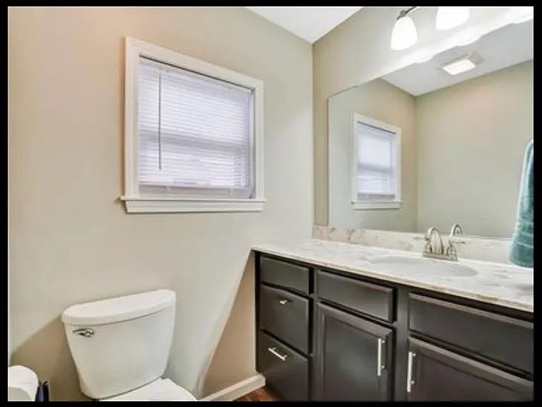721 S West St — Photo 12