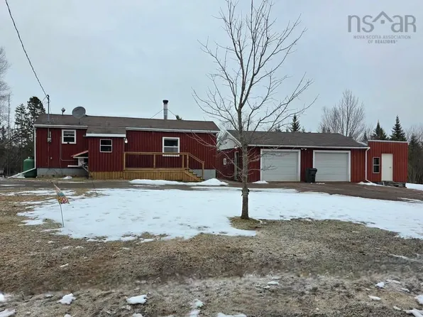 710 Upper Belmont Rd, Belmont, NS B0M 1G0