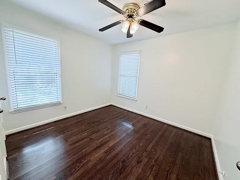 10640 Aledo Dr — Photo 19