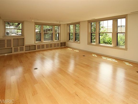 2nd image of 471 W South St APT 108