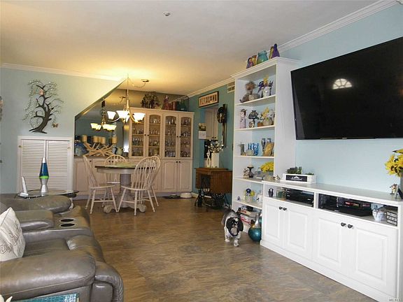 4th image of 519 Lake Ct