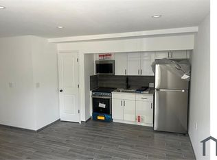 105 Beach 31st St #2, Far Rockaway, NY 11691