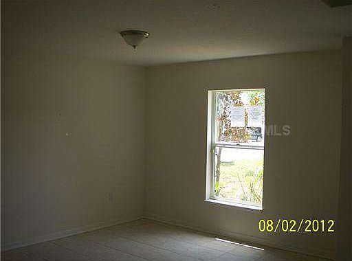 4th image of 965 Cascades Park Trl