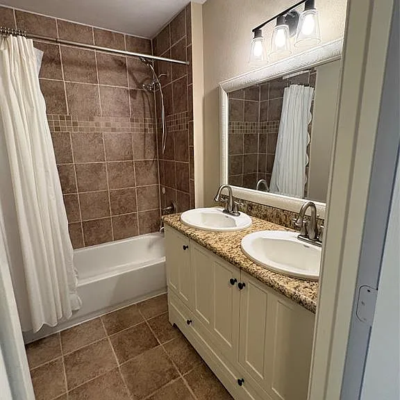 4120 Saranac Dr — Photo 11