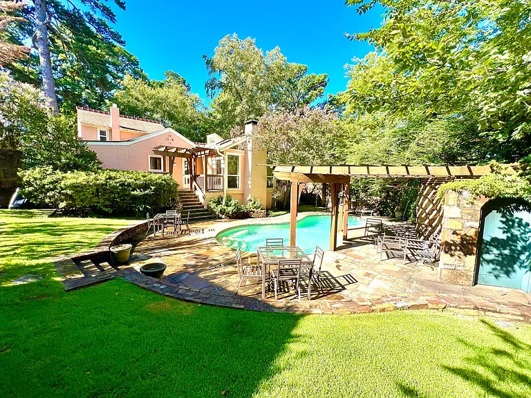 52 Edgehill Rd — Photo 27