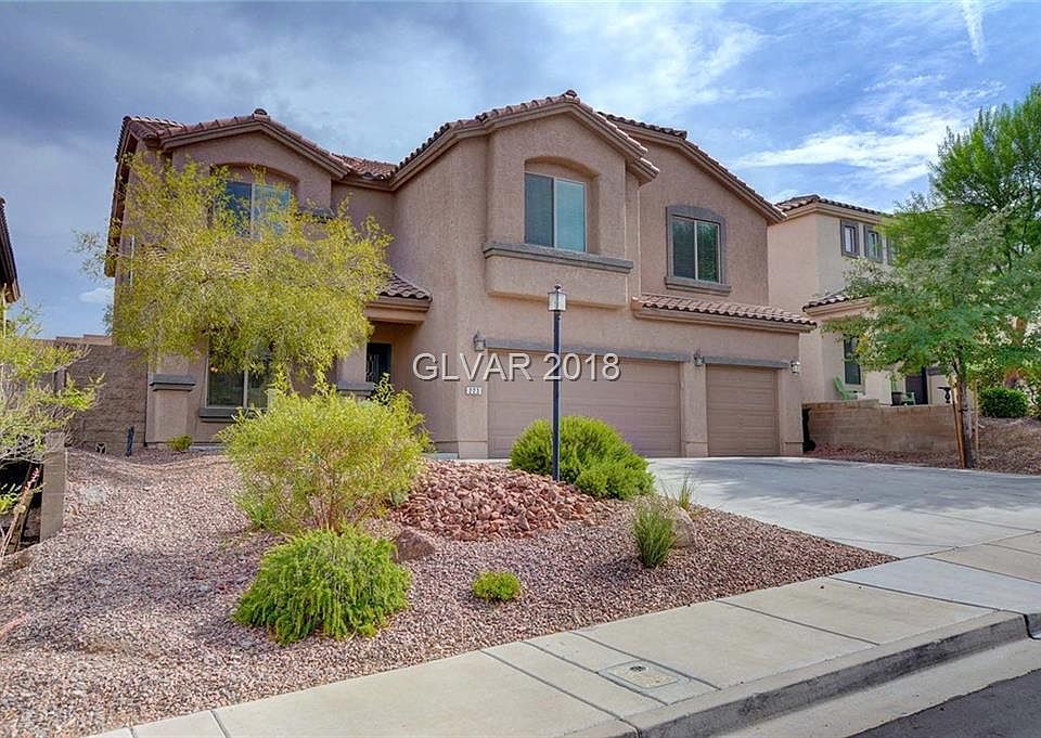 1st image of 223 Pioneers Peak Ave