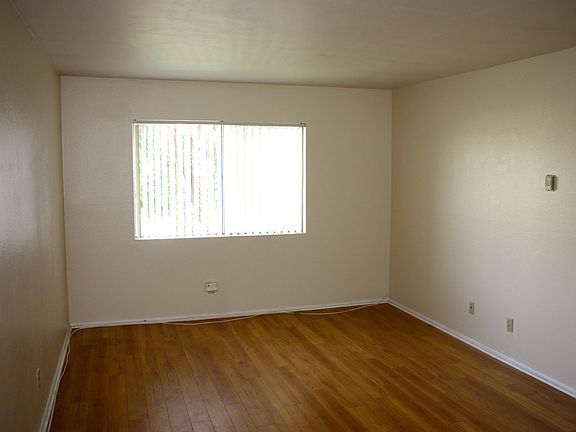 Living room, new laminate floors.