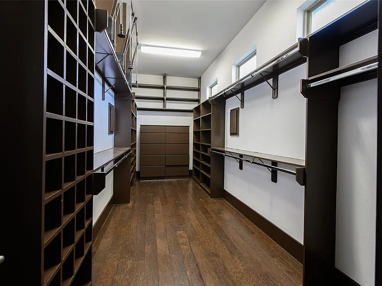 30 Freestone Stream Pl — Photo 29