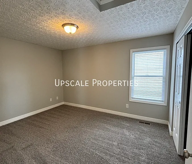 116 Dunn Cir — Photo 18