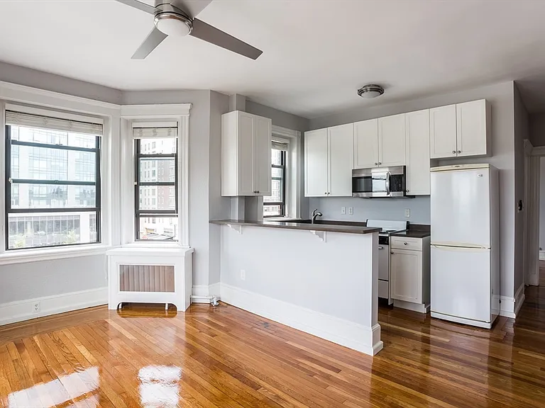 137 Peterborough St #23 — Photo 3