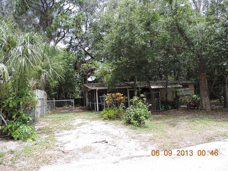 1st image of 1239 42nd St