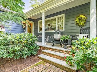 27 River Rd, Denville, NJ 07834