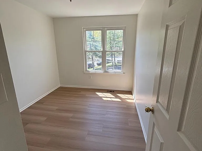 2900 Madeira Ct — Photo 13