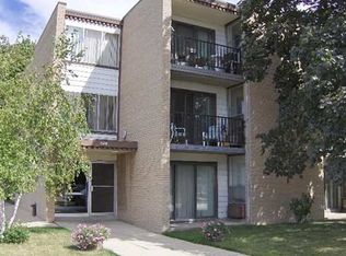 4901 36th Ave APT 101, Kenosha, WI 53144