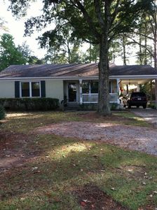 1120 Crescent Hill Dr, Laurel, MS, 39440