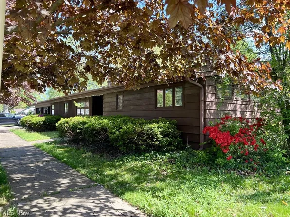 1505 N Cross St, Dover, OH 44622