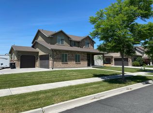 553 N 1050th St W, Springville, UT 84663