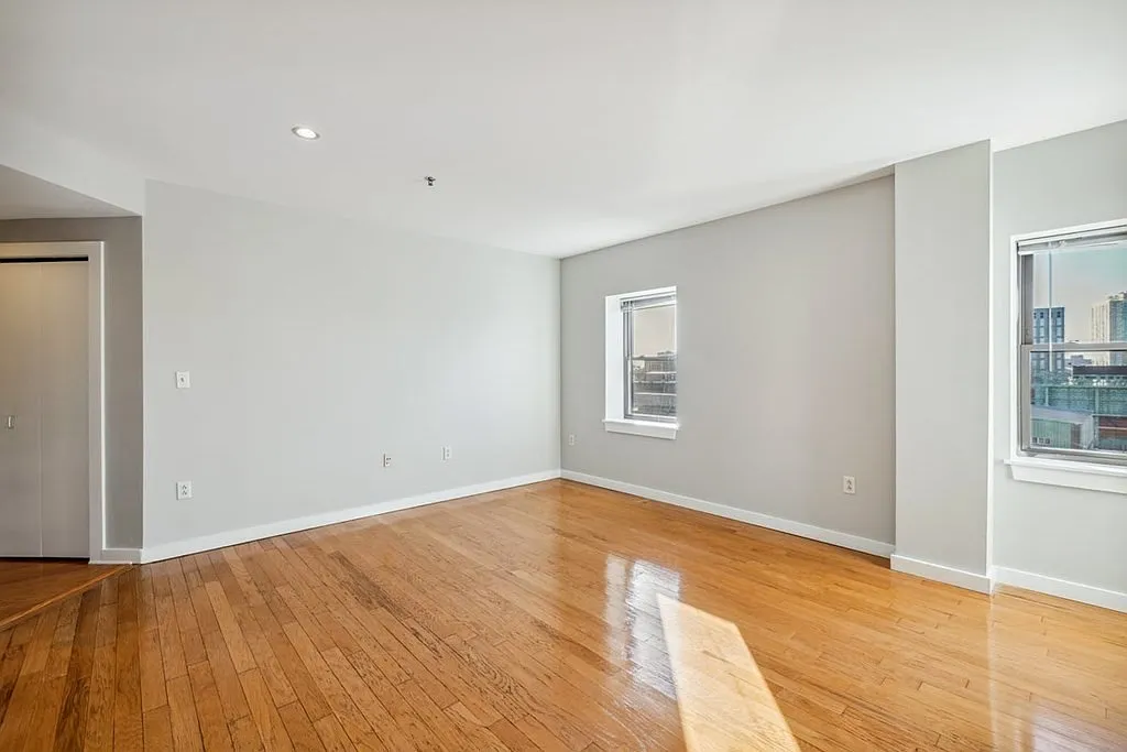 Building Photo - 534-538 Commonwealth Ave #7D