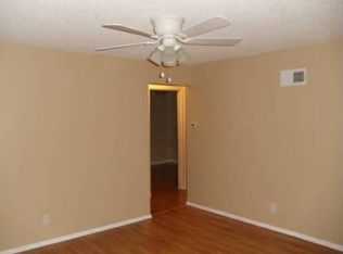 10009 Jeffrey Dr, Saint Louis, MO 63137