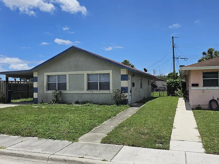 1501 W 17th St — Photo 3
