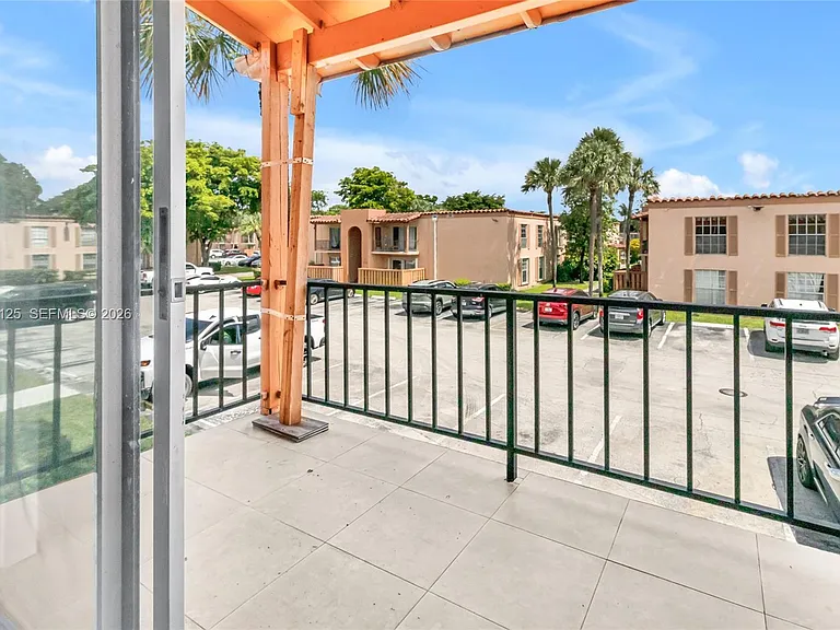7201 Miami Lakes Dr #B14 — Photo 28