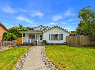 2153 Olsen Ct, Fortuna, CA 95540
