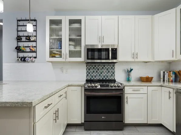 75-346 Hualalai Rd APT B106, Kailua Kona, HI 96740