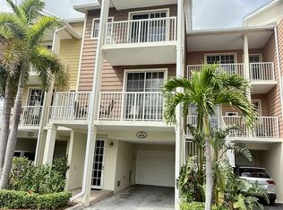 448 Bahia Beach Blvd, Ruskin, FL 33570