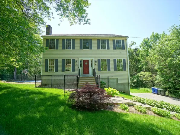 16 Bartley Hill Road, Londonderry, NH 03053