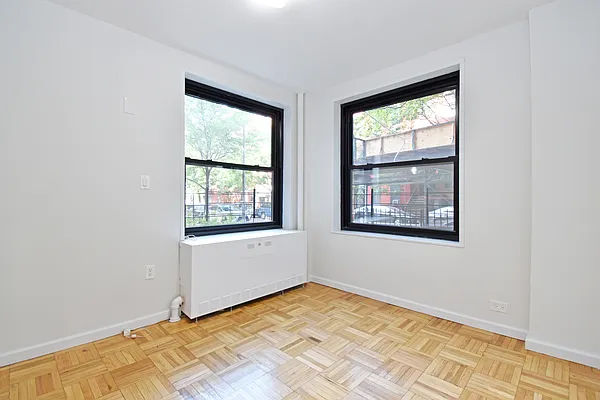 Sold by The Crest Group | media 4