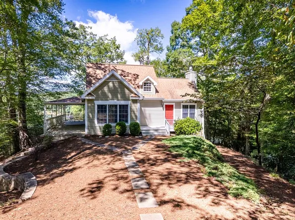 110 Lightfoot Dr, Montross, VA 22520