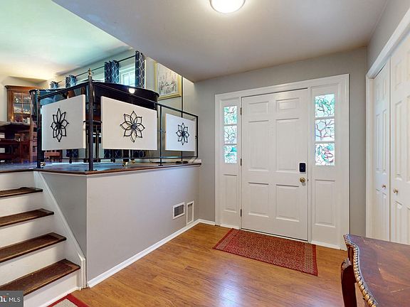 3rd image of 17 Empress Ln