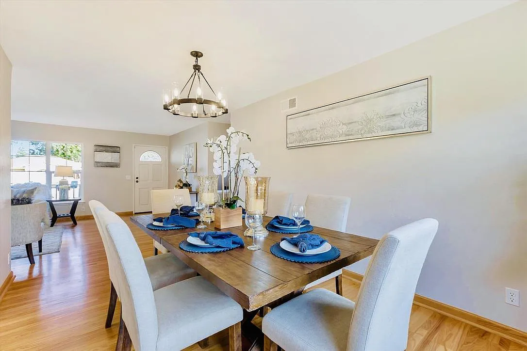 4 bed, 1704 sqft, $7,500 — Photo 4