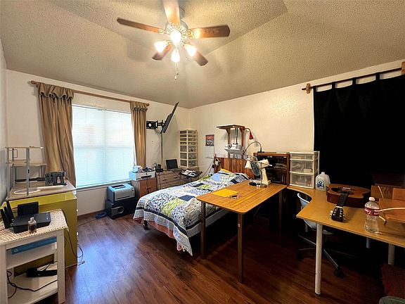 4th image of 545 Stringfellow Dr