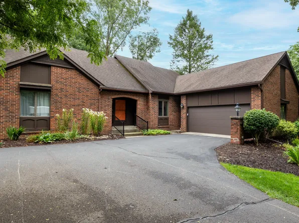 6190 S Gatehouse Dr SE, Grand Rapids, MI 49546