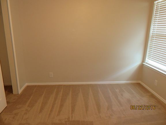 5th image of 7906 Woodchase Dr
