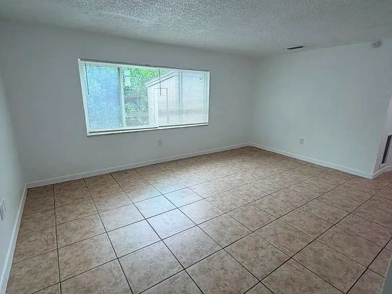 2148 Dora St #9 — Photo 10